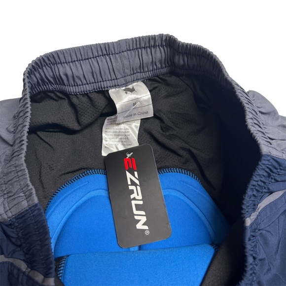 EZRUN Men’s Padded Bike Shorts Cargo Style Navy Gray Size M - Picture 3 of 7